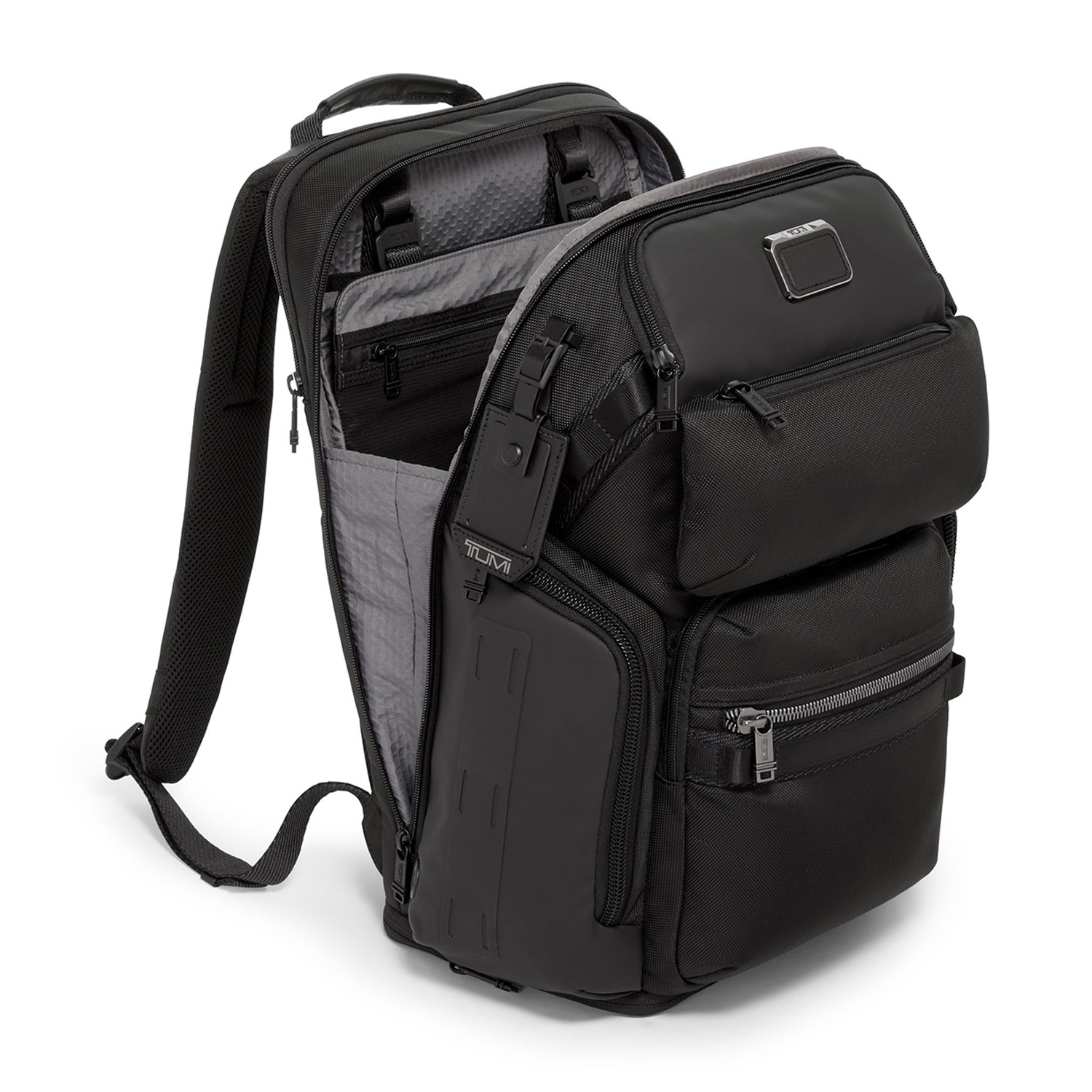TUMI_ALPHA-BRAVO-Nomadic-Backpack_black_02