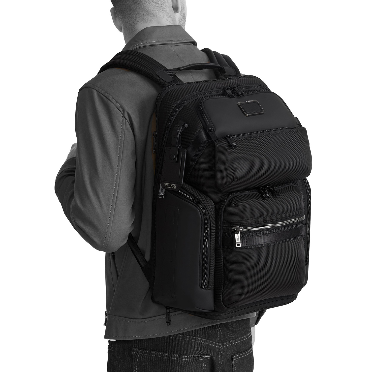TUMI_ALPHA-BRAVO-Nomadic-Backpack_black_08